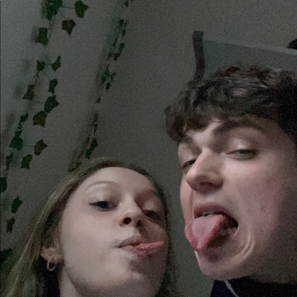 Meet your Posher, Lucas - Picture 1 of 1